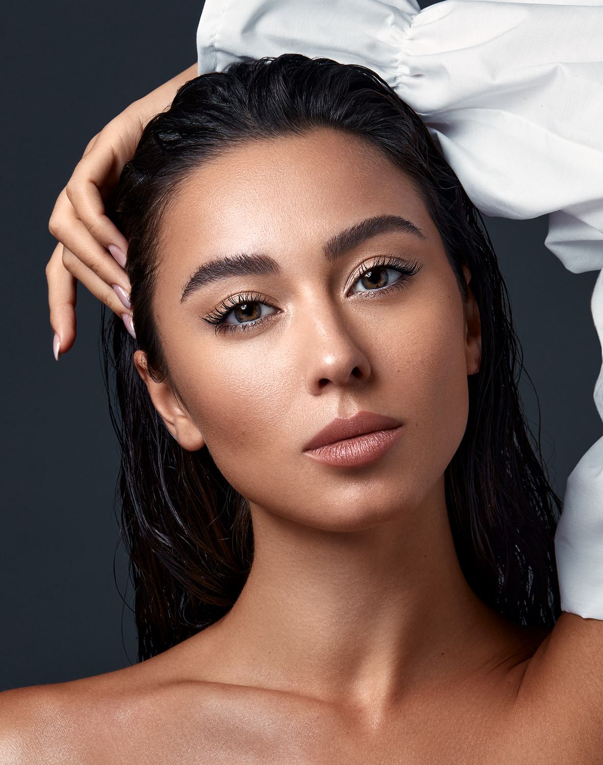 Suela Cangu signature makeup